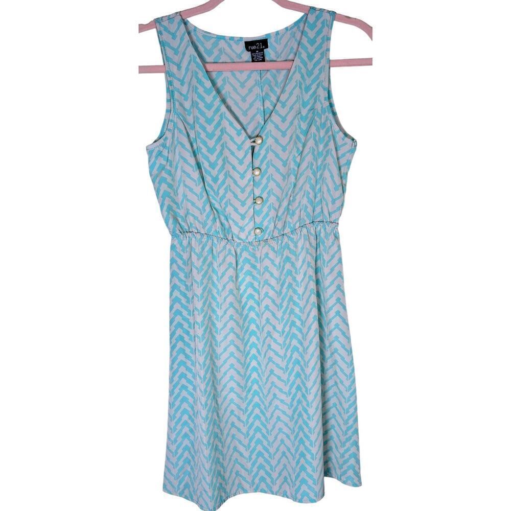 Rue 21 Womens Medium Dress Mint Green Beige Chevron V Neck Pearls Summer